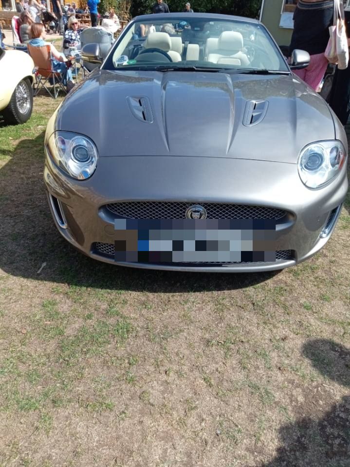Jaguar XKR X150 spotted by Carlover