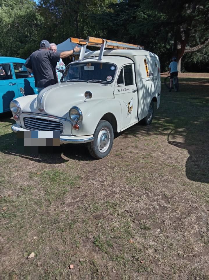 Morris Minor 1000 Minor 1000 spotted by Carlover